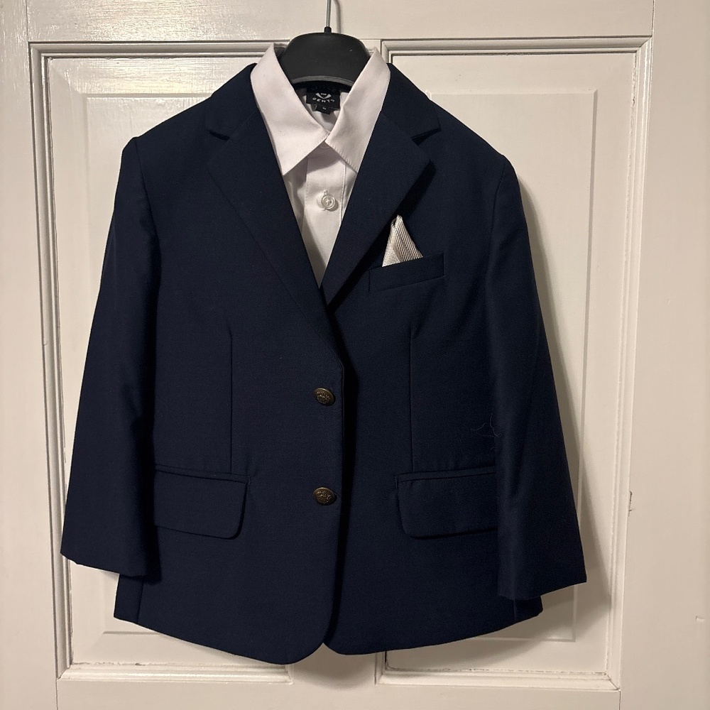 Boys Size 5 Suit
